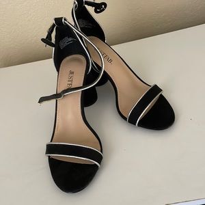 Never worn
